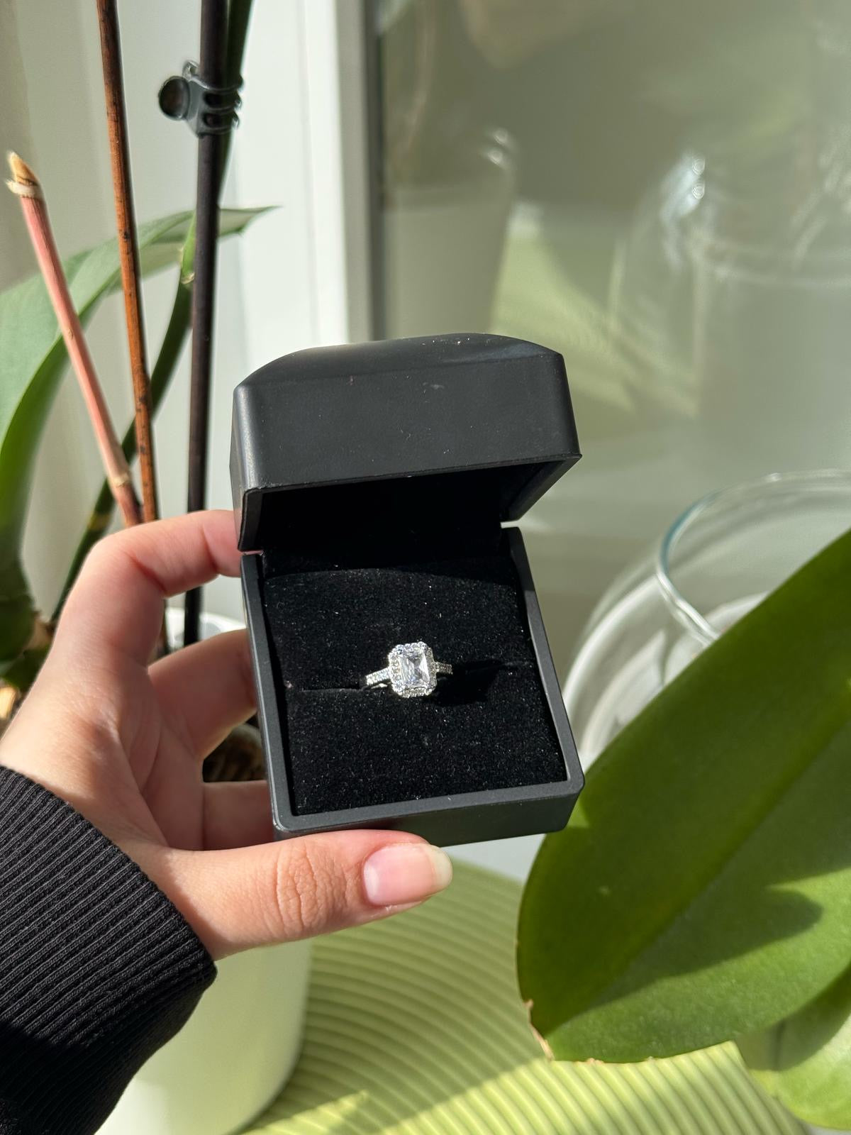 Işıklı Kutuda Yüzük Çeşitleri🌸