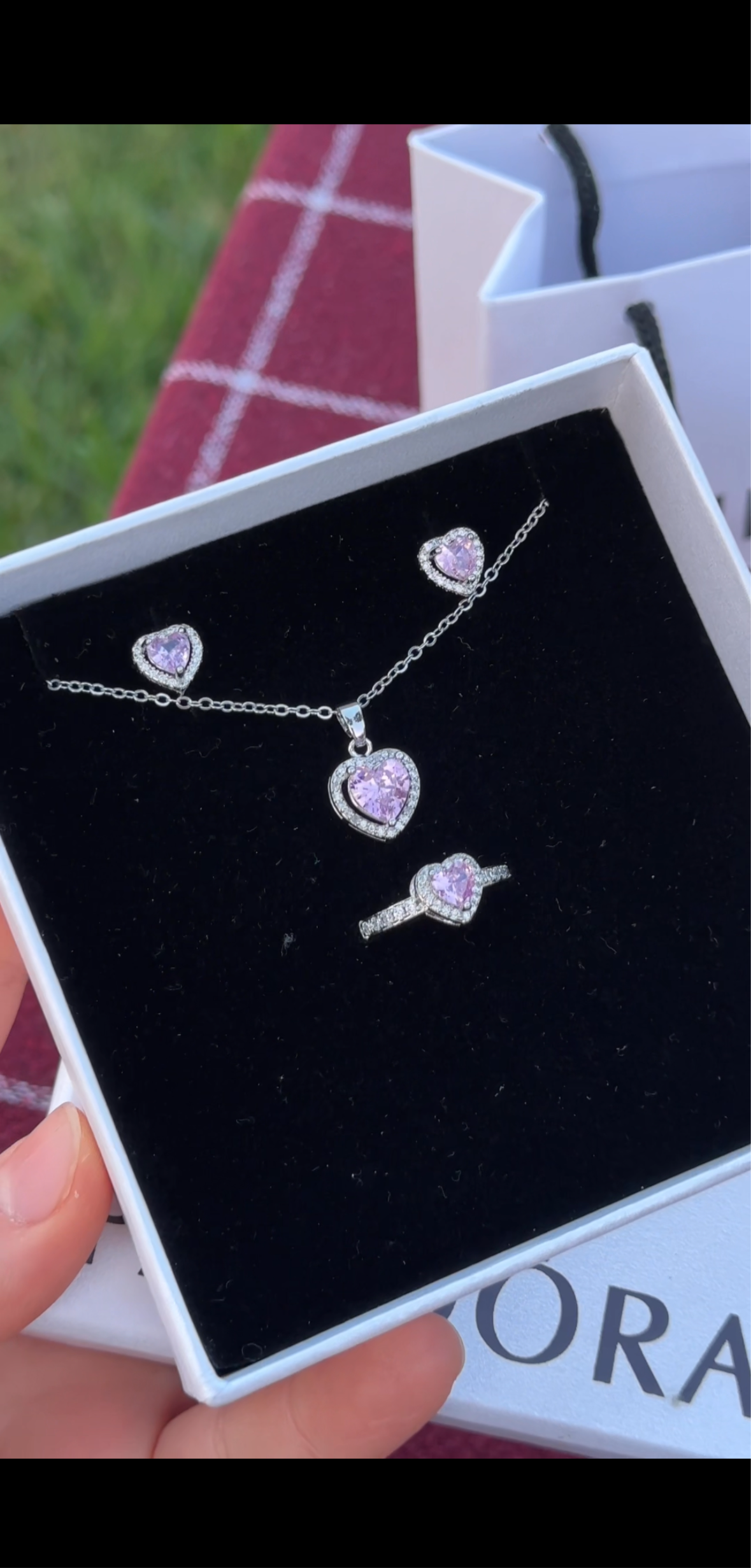 Pandora Kutusunda ve Çantasında Pandora Set