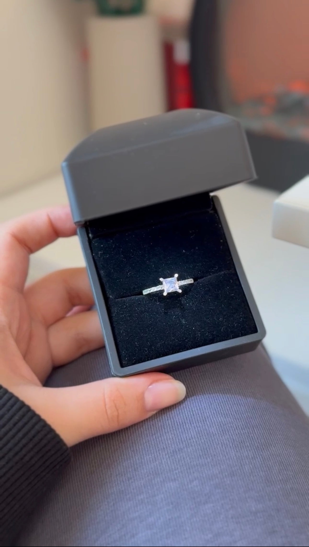 Işıklı Kutuda Yüzük Çeşitleri🌸