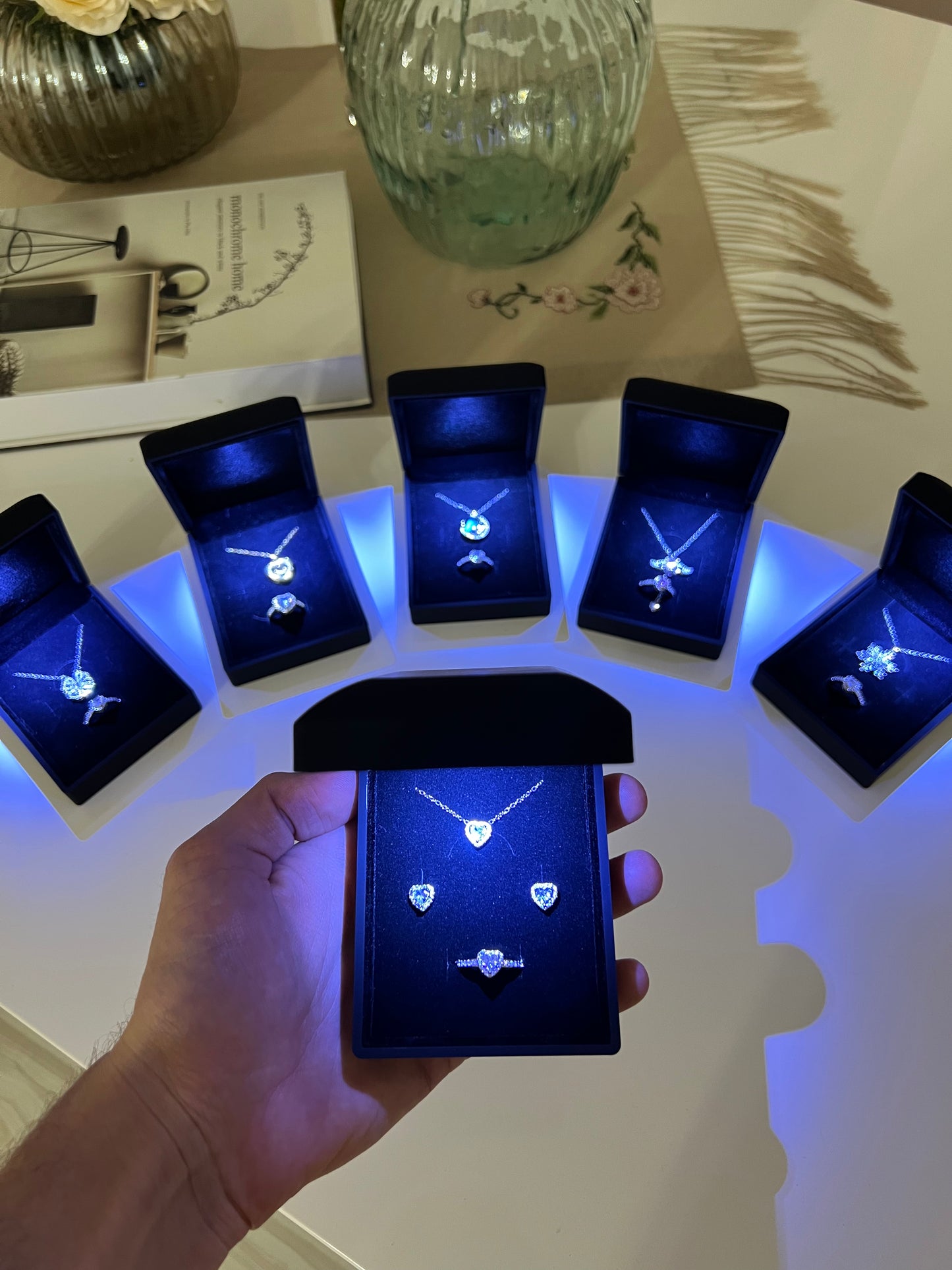 Işıklı Kutuda Kolye + Yüzük Setleri🌸