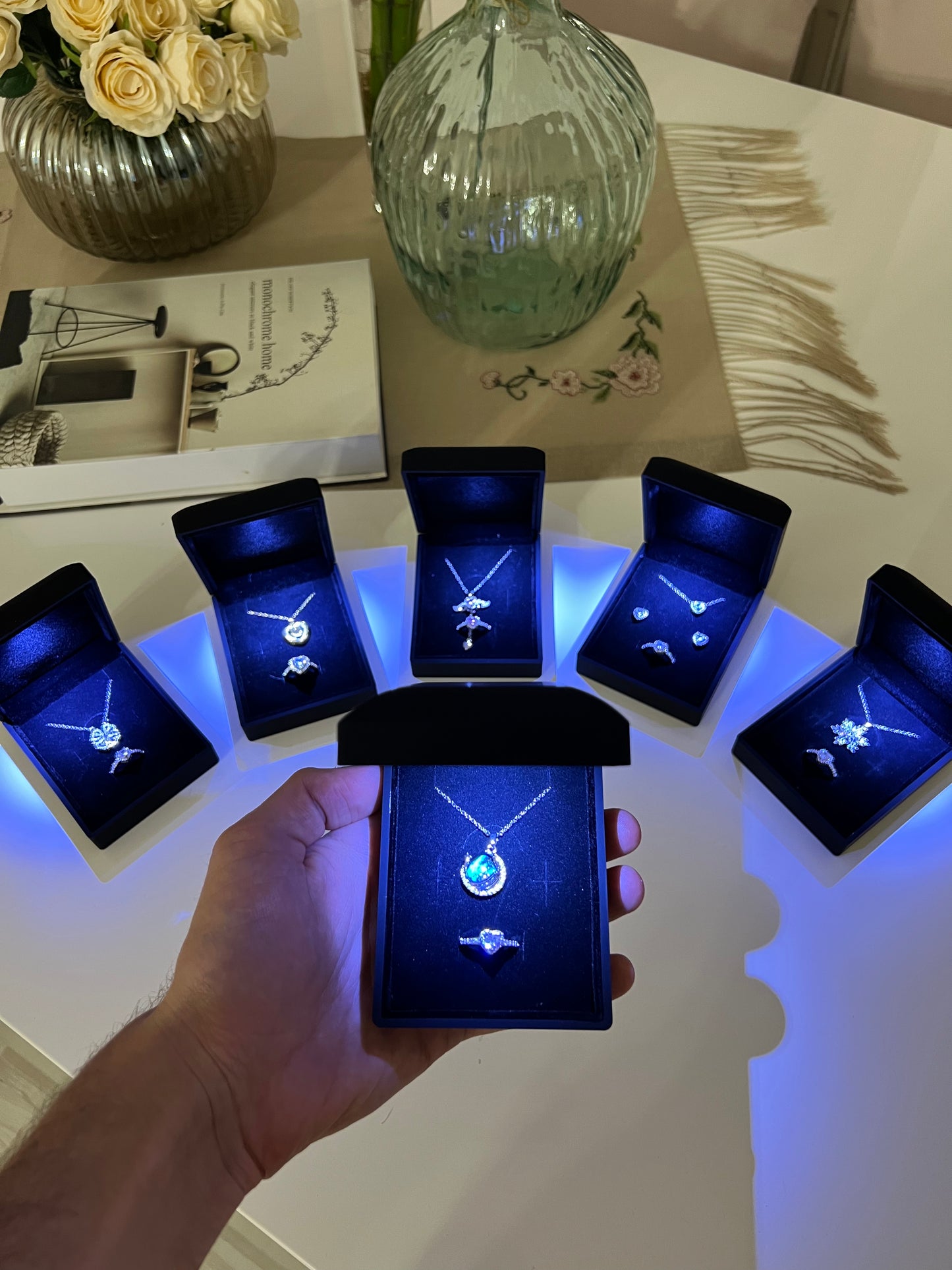 Işıklı Kutuda Kolye + Yüzük Setleri🌸