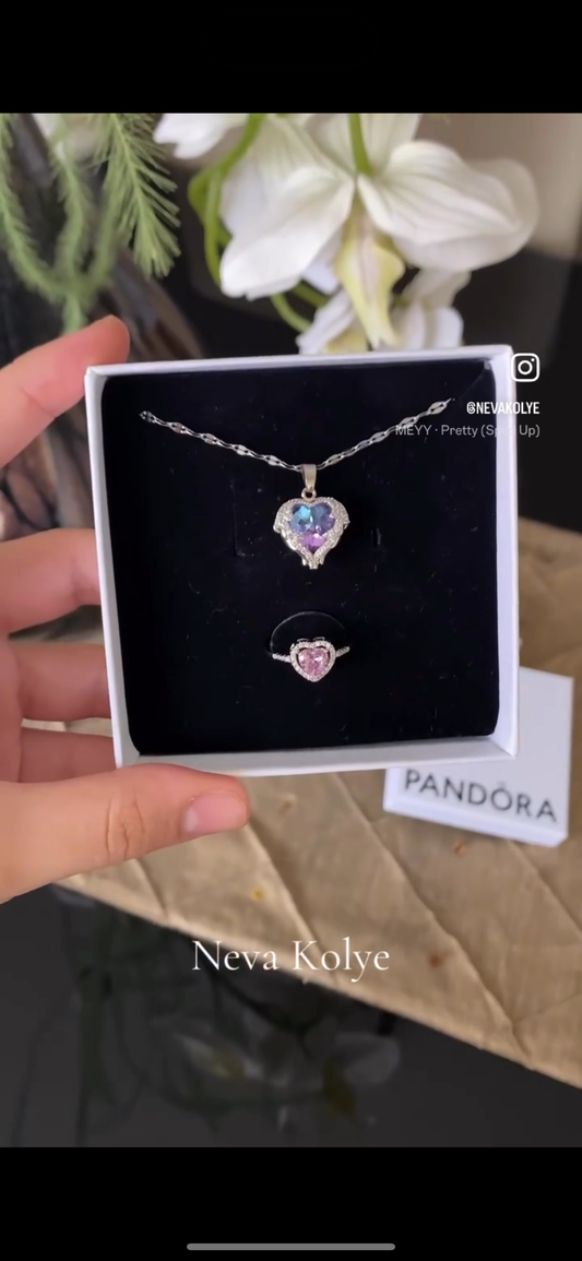 Gümüş Kaplama Hearts Kolye + Gümüş Kaplama Pandora Yüzük