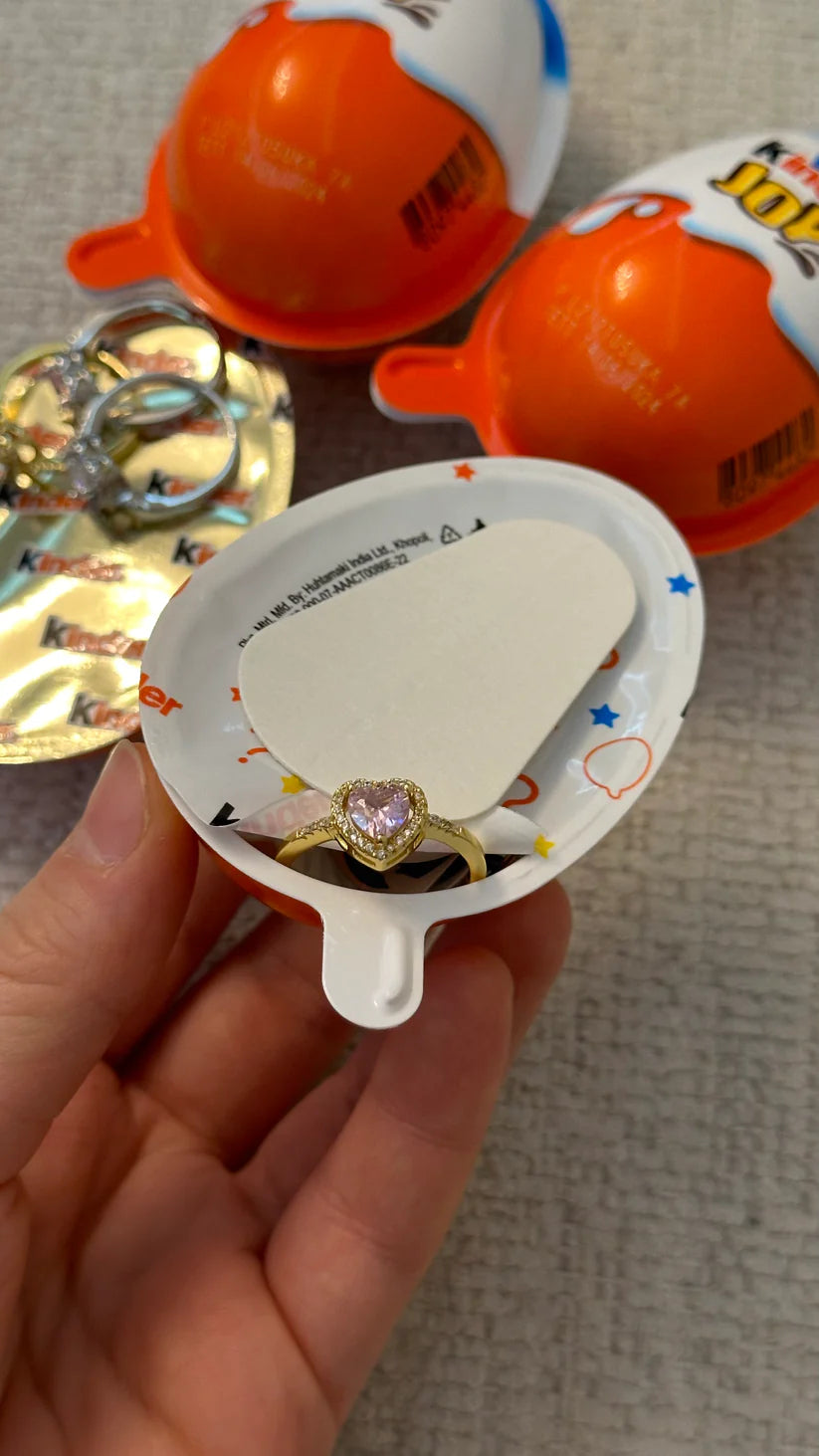 CİDDİ İLİŞKİ YÜZÜĞÜ ( KİNDER SÜRPRİZ KUTULU )