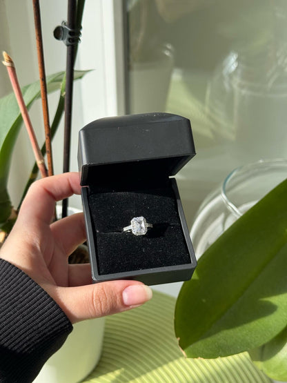 Işıklı Kutuda Yüzük Çeşitleri🌸