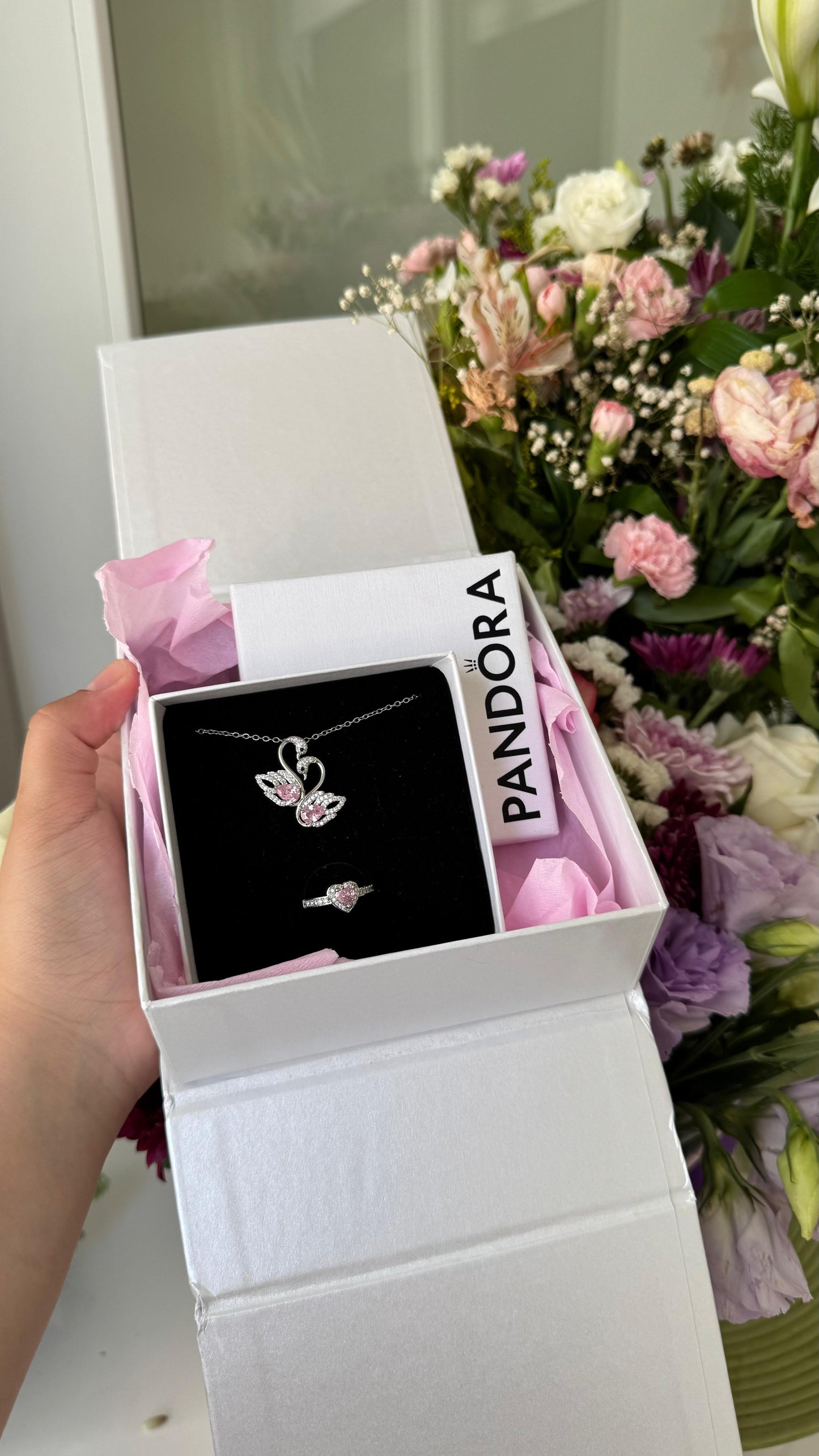 Özel Pandora Kutusunda Sarılan Kuğular Kolye + Yüzük