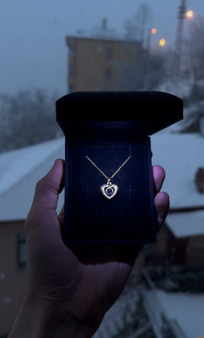 Işıklı kutuda Kolyeler🥰