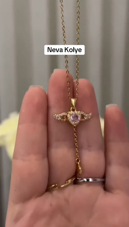 Dönen Güllü Kutuda Altın Kaplama Sevgi Meleği Kolye