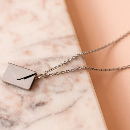 14 Ayar Altın Kaplama Mektup Kolye ( özel isim,tarih,not,şiir yazılı )