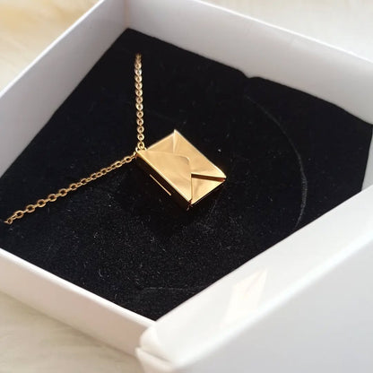 14 Ayar Altın Kaplama Mektup Kolye ( özel isim,tarih,not,şiir yazılı )