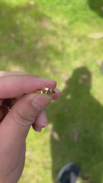 Işıklı Kutuda Çift Kalp Kolye